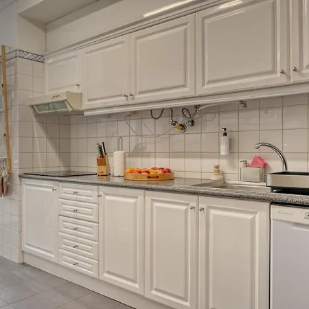 Encarnacao Funchal, A In Madeira פונשל